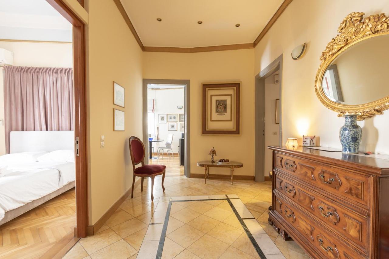 Ideal 4 Bdr Apartment In Plaka For 10! Athen Eksteriør bilde
