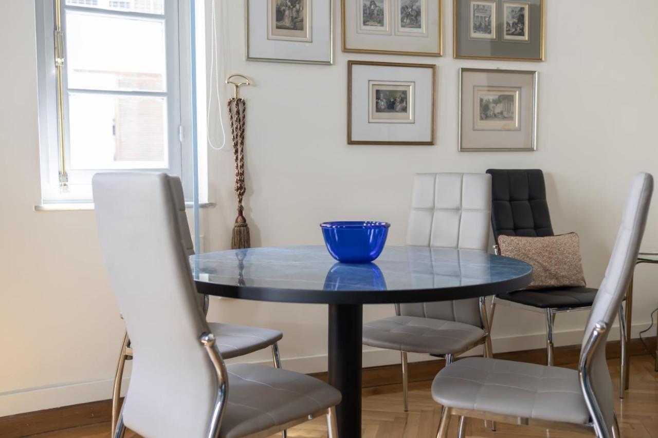 Ideal 4 Bdr Apartment In Plaka For 10! Athen Eksteriør bilde