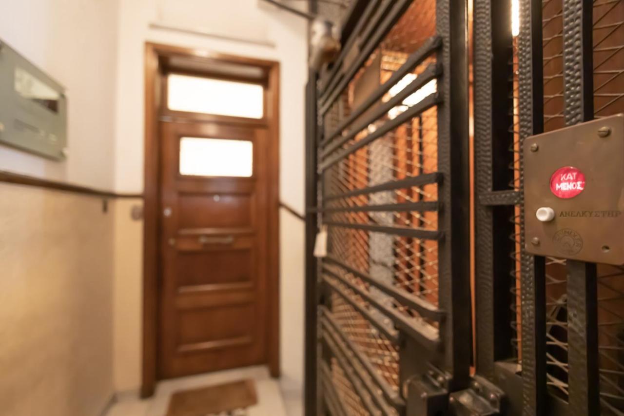 Ideal 4 Bdr Apartment In Plaka For 10! Athen Eksteriør bilde
